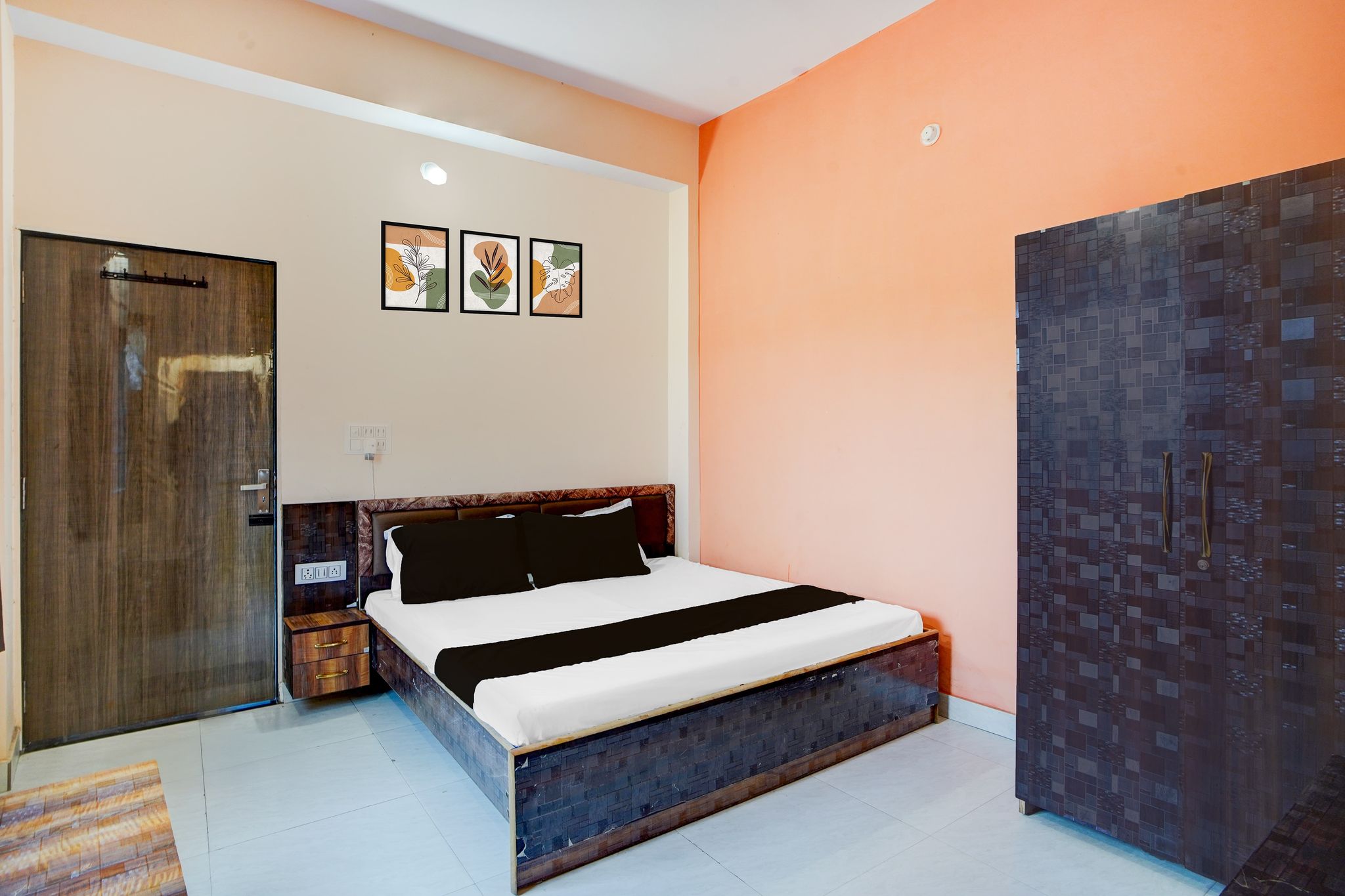 Hotel O Blue Berry Classic 11