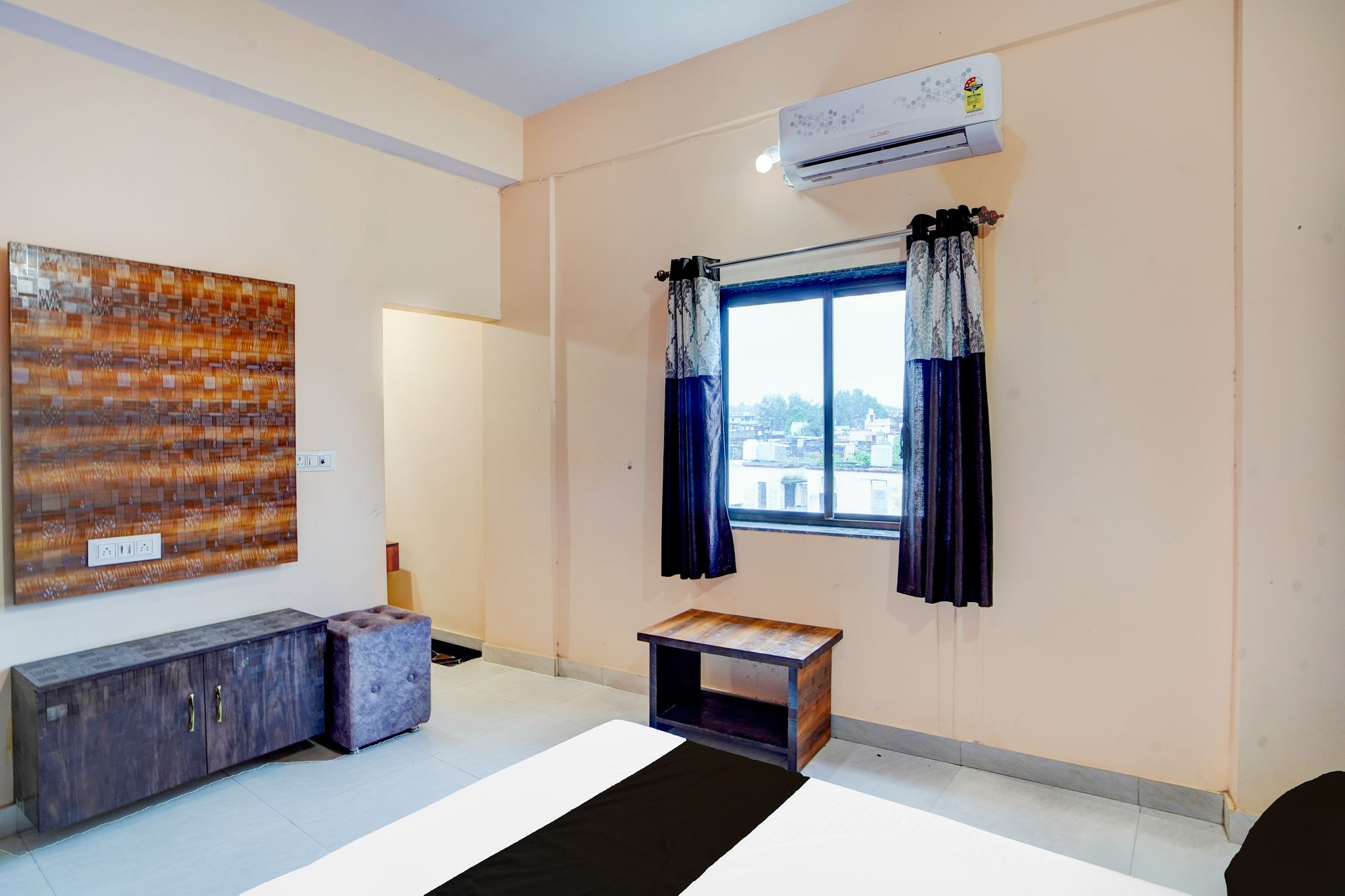 Hotel O Blue Berry Classic 12