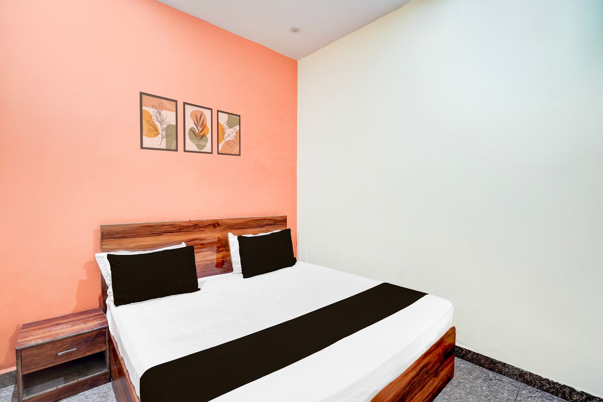 Hotel O Town Home Classic 2