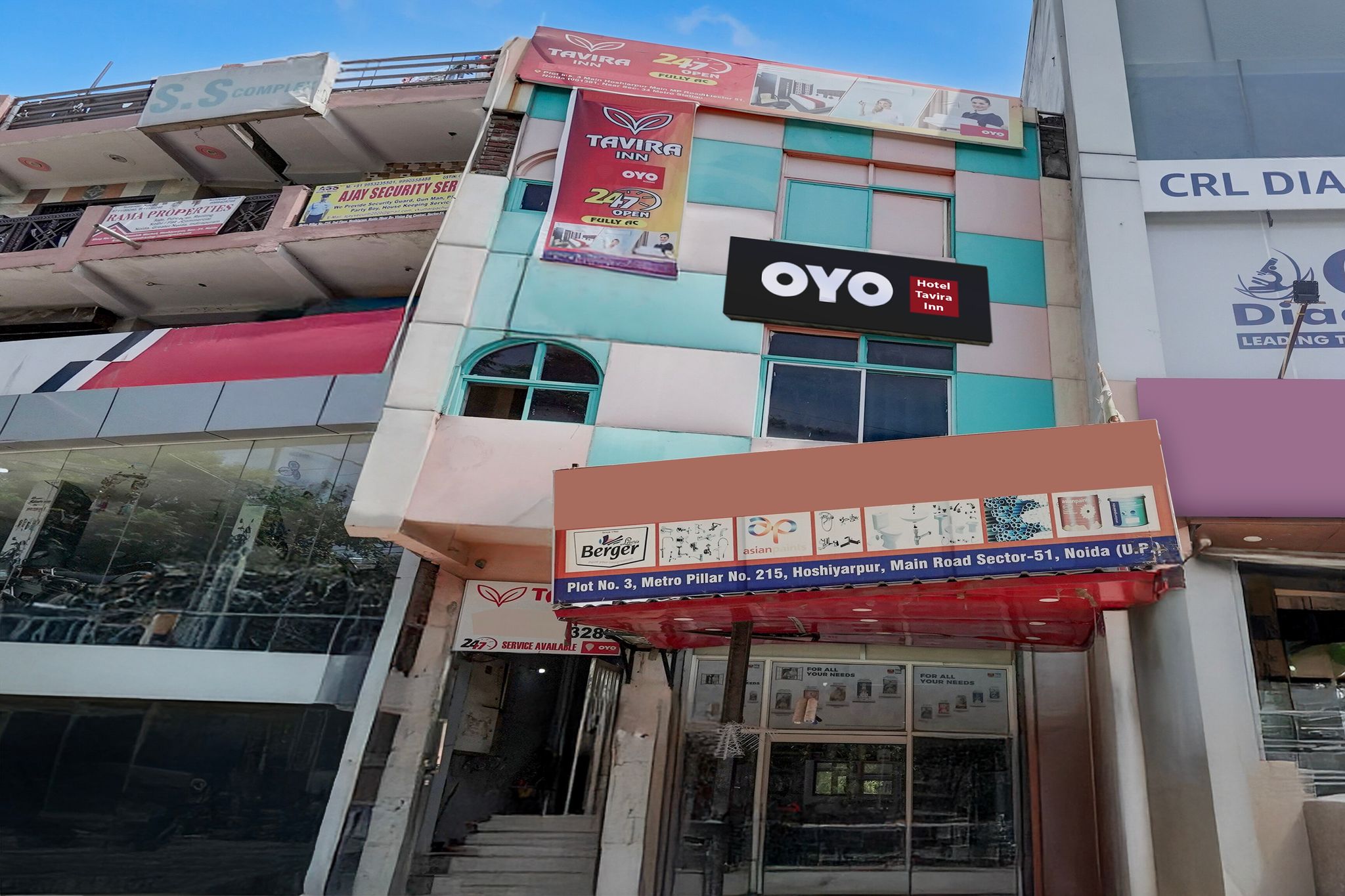 Hotel O TAVIRA INN Sector 34 Metro Station