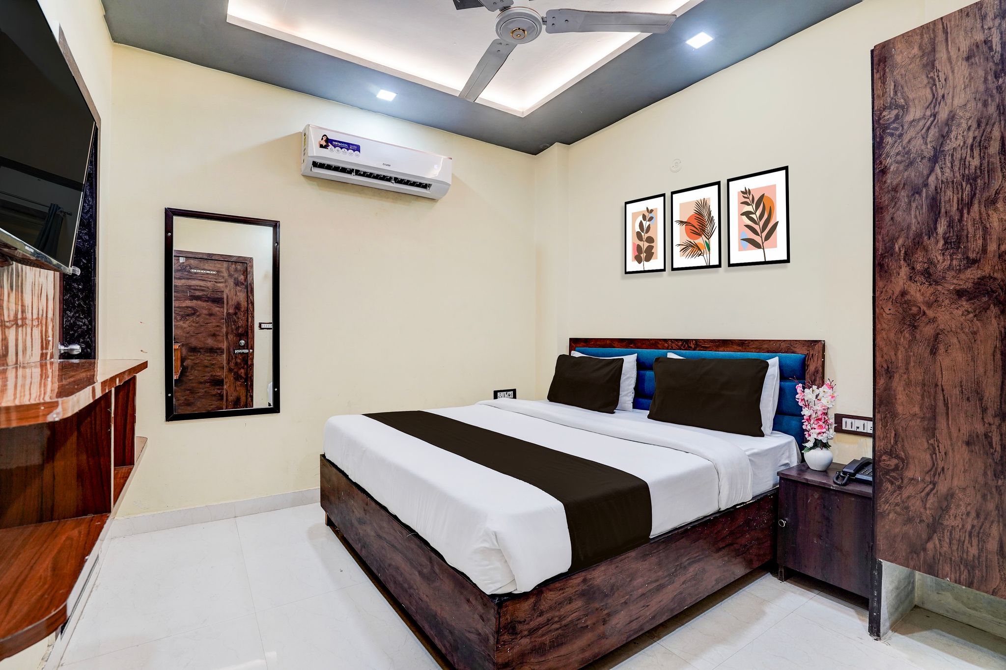 Hotel O Luxe Paradise Classic 3