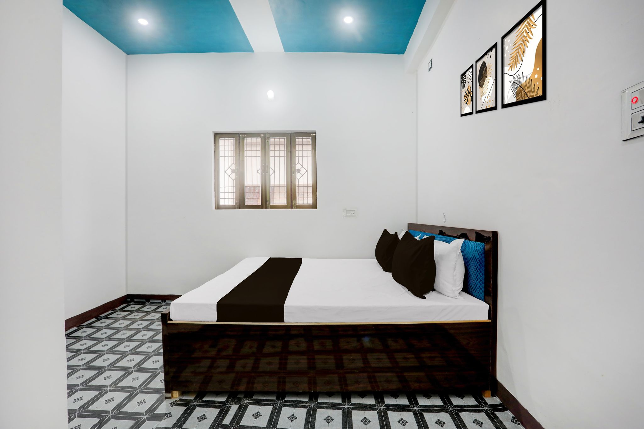 SPOT ON Ajay Hotel Phulpur Railway station Classic 15