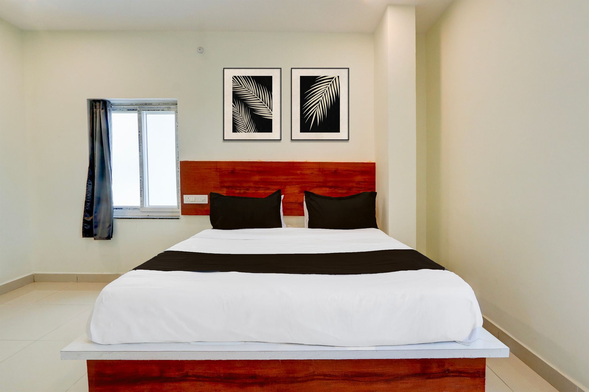 Hotel O RB Classic Inn Classic 9