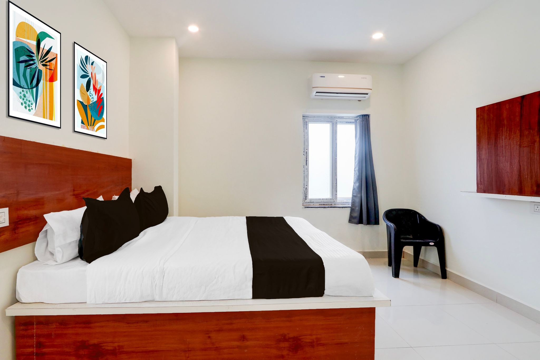 Hotel O RB Classic Inn Classic 11