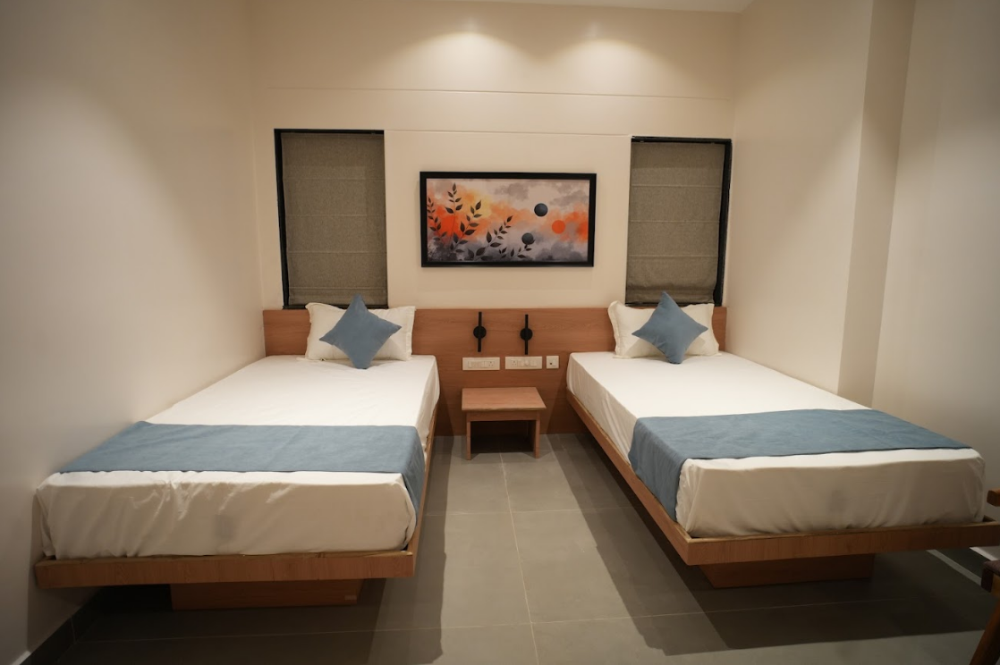 Kolas Grand Hotel & Convention Center Executive Deluxe Twin Room 2