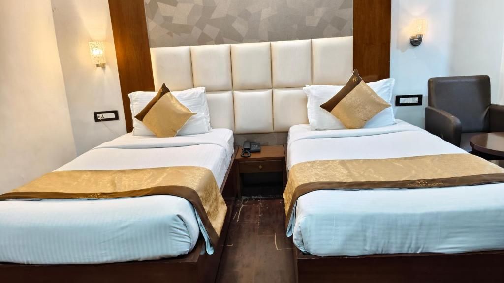 Hotel Hemaadri Grand Executive Room 2