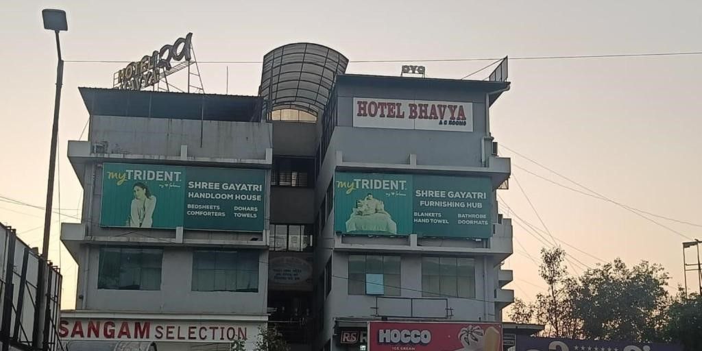 Hotel Bhavya
