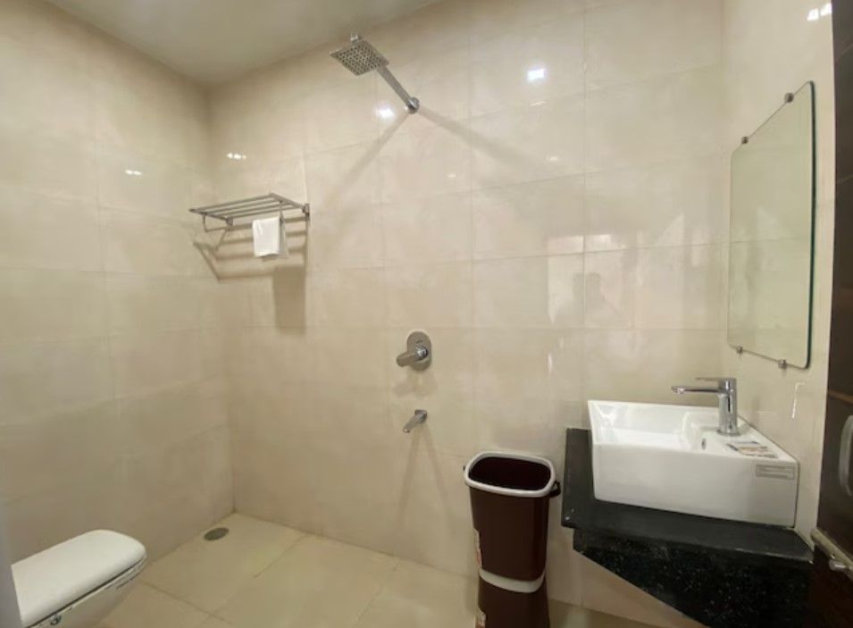 Hotel Shivali Inn Deluxe Room 3