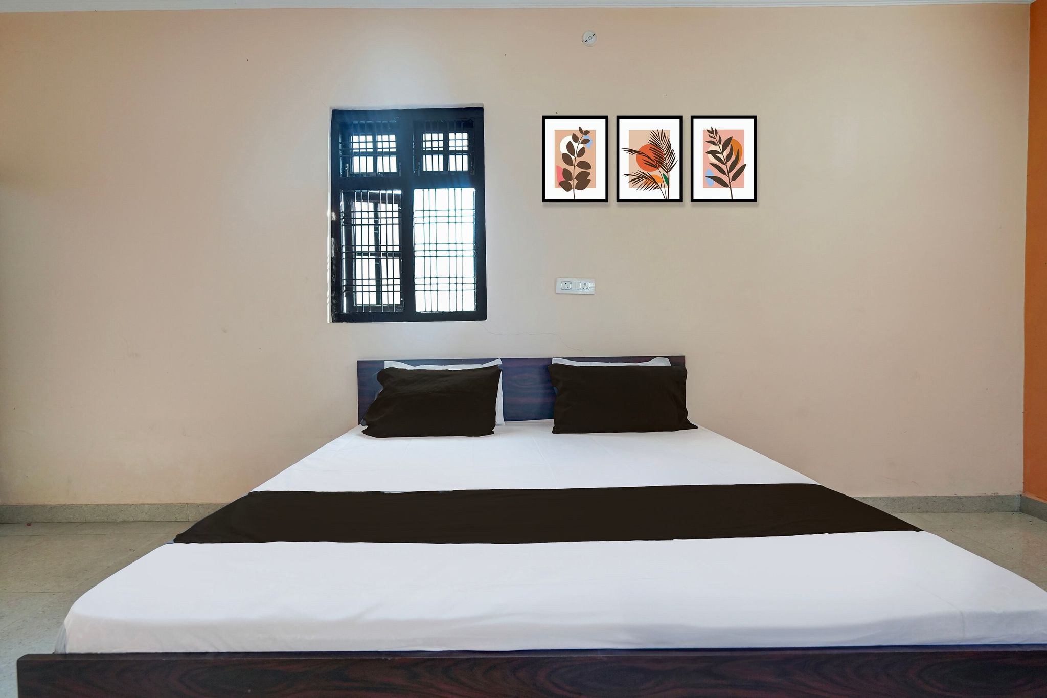 Hotel O BR GARDEN Classic 8