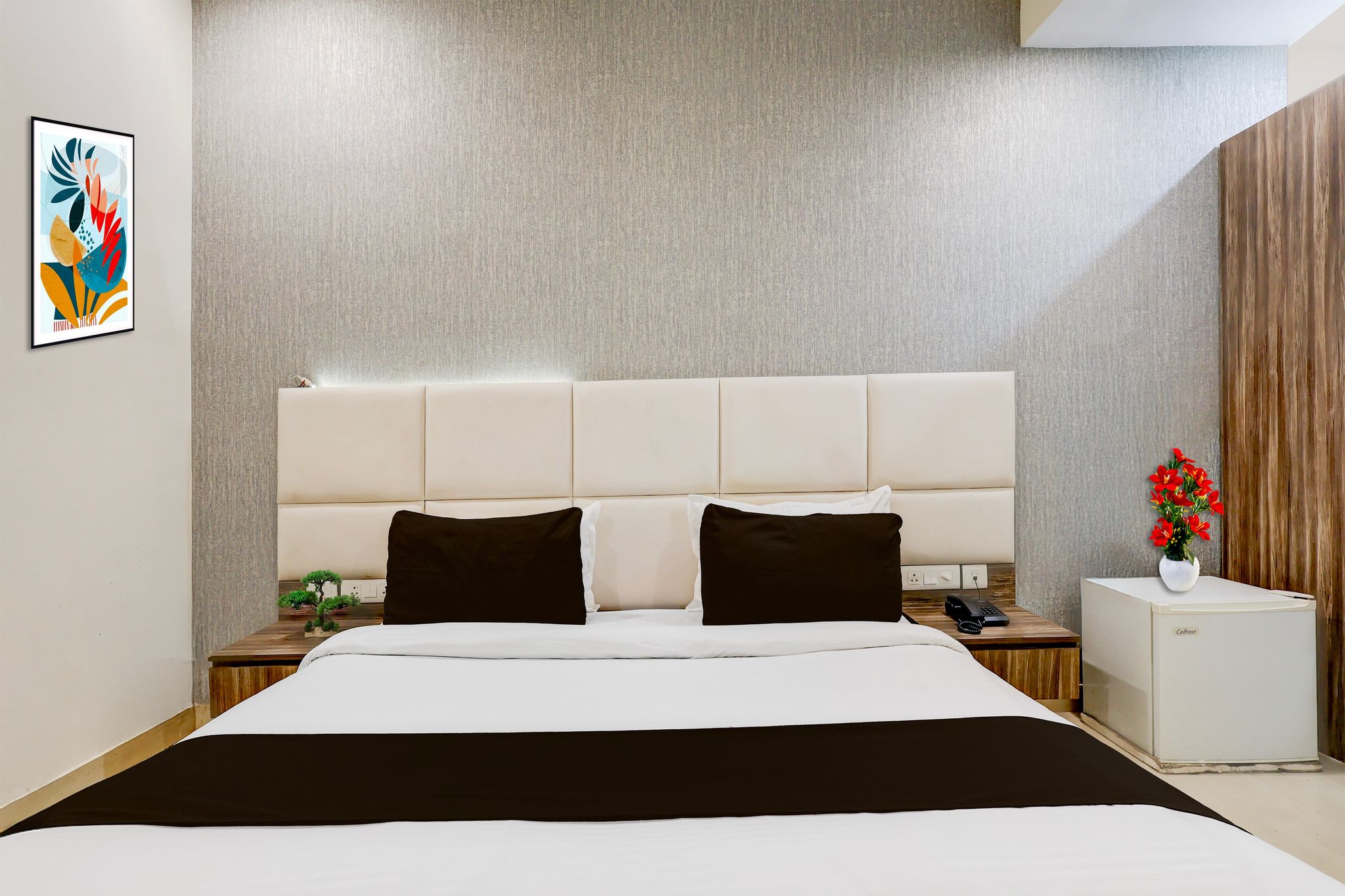 Super Townhouse Hotel Sec- 54 Golf Course Road Classic 10