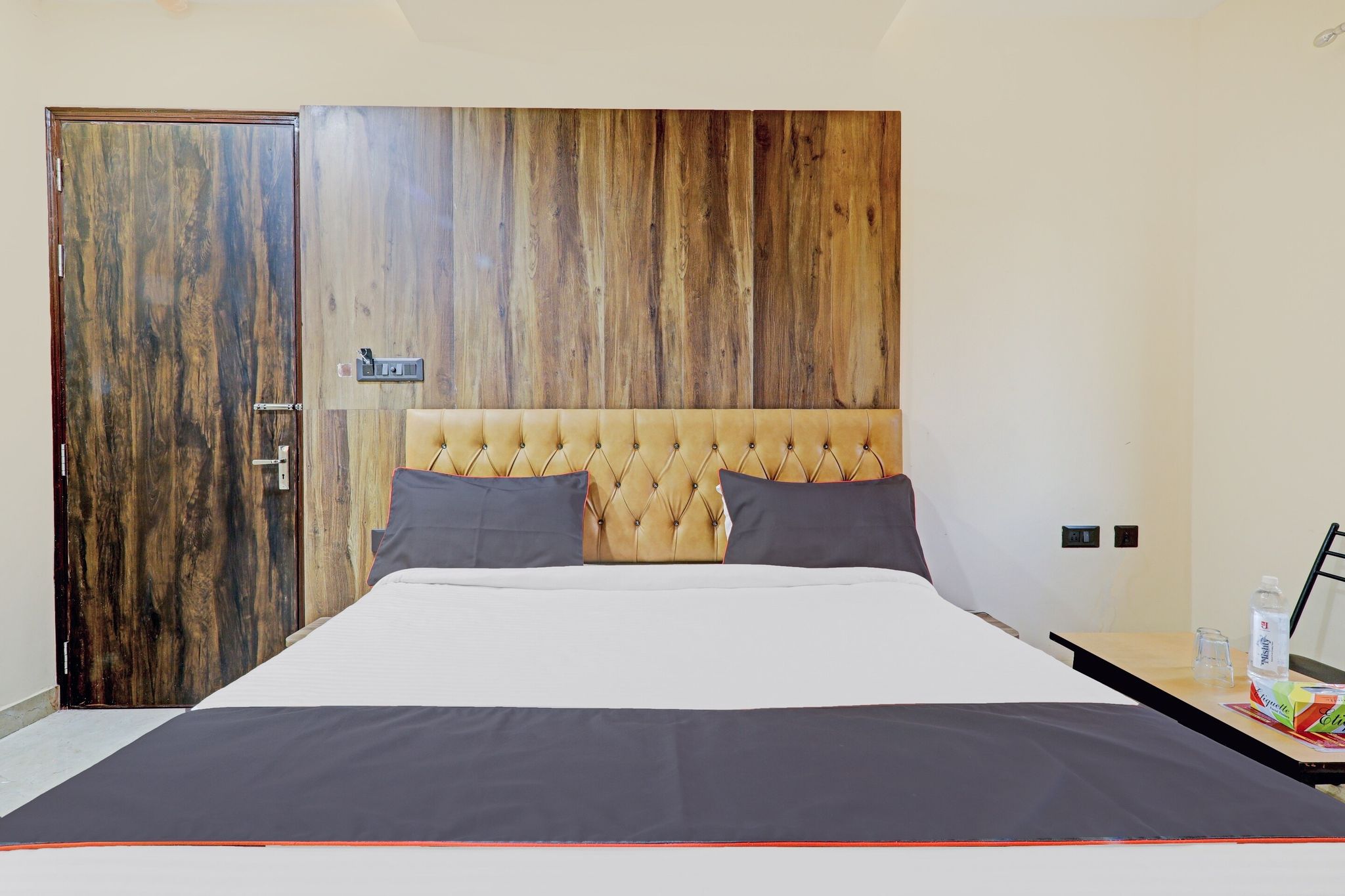 Townhouse Jayati Oasis Inn Classic 8