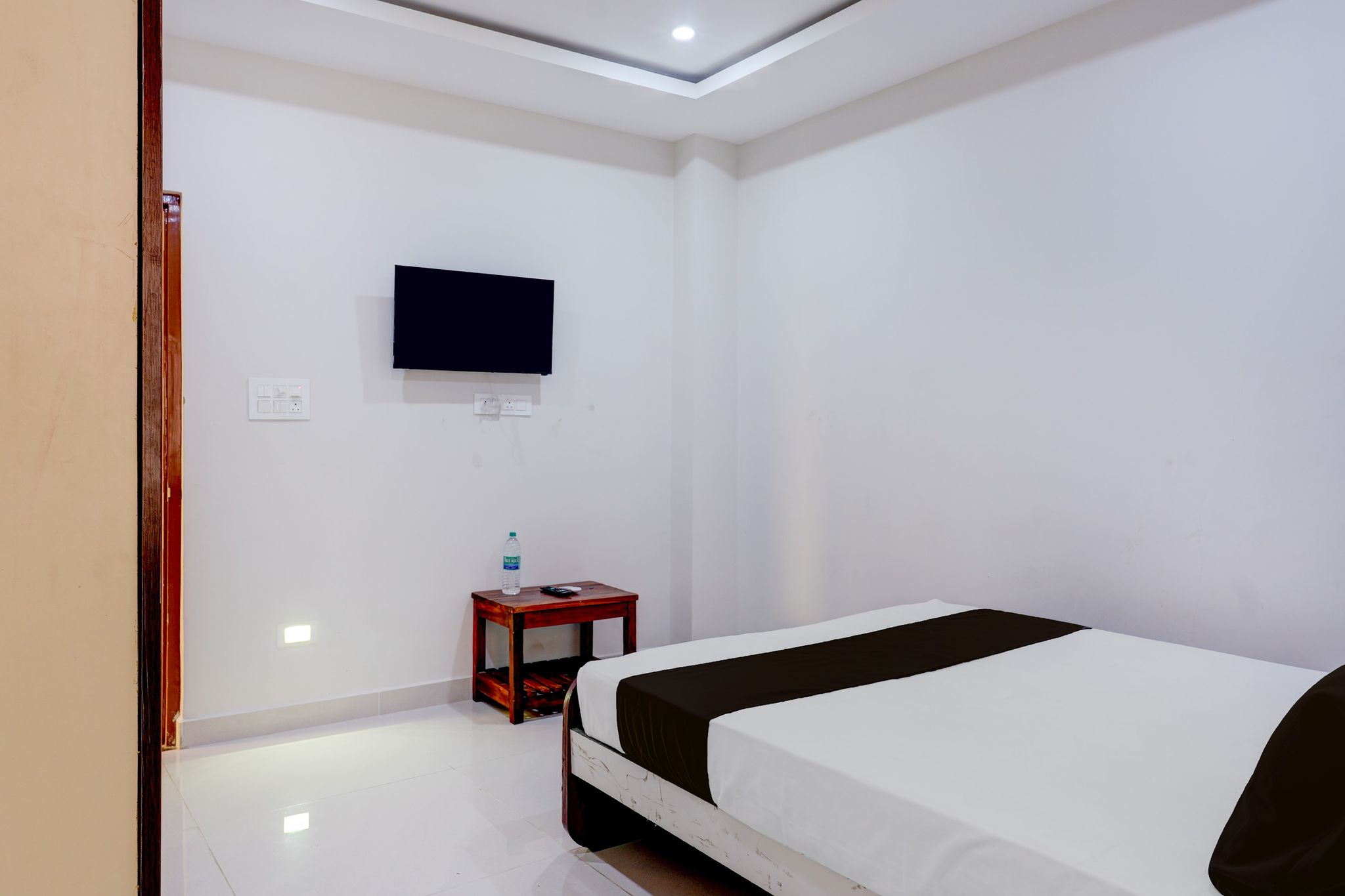 Hotel O Eswar Grand Palace Perungudi Classic 9