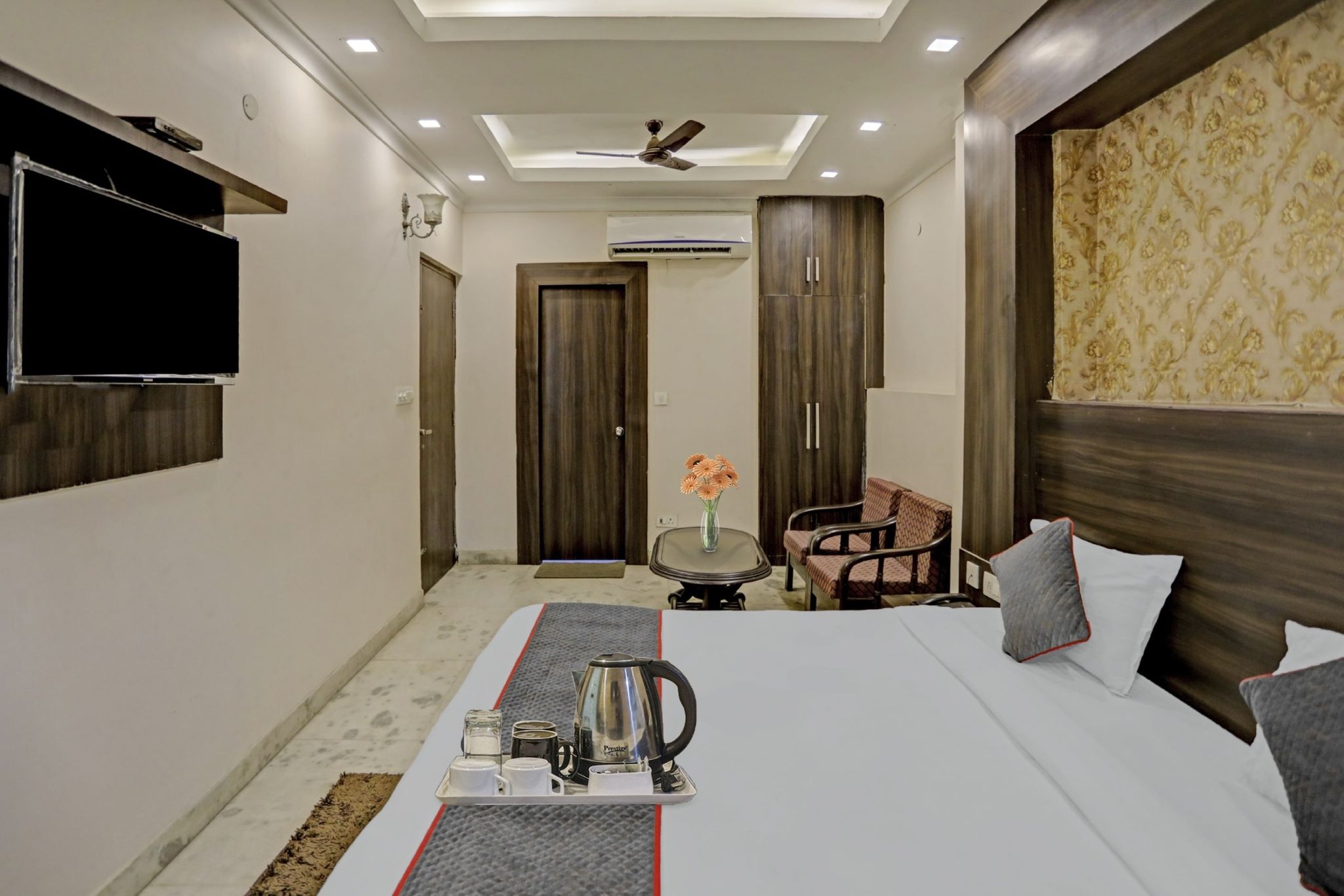 Townhouse Jai Guru Ji Nearest Merceds Benz Sector 11 Classic 4