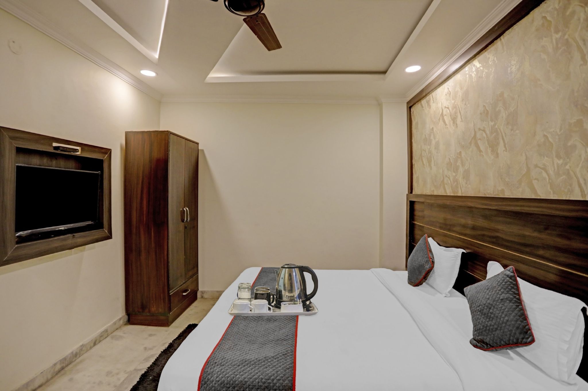 Townhouse Jai Guru Ji Nearest Merceds Benz Sector 11 Classic 8