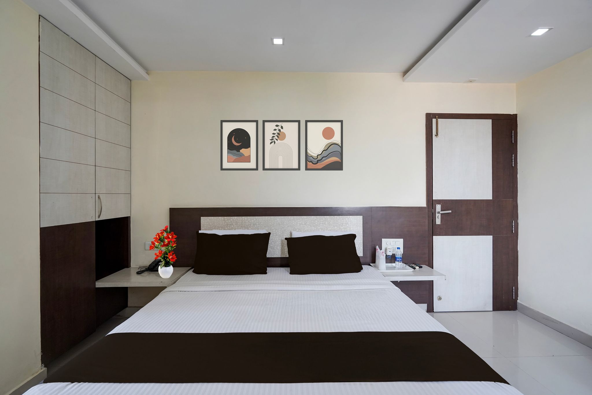 Townhouse Oak Bhilai Railway Junction Formerly Hotel Lotus Classic 13