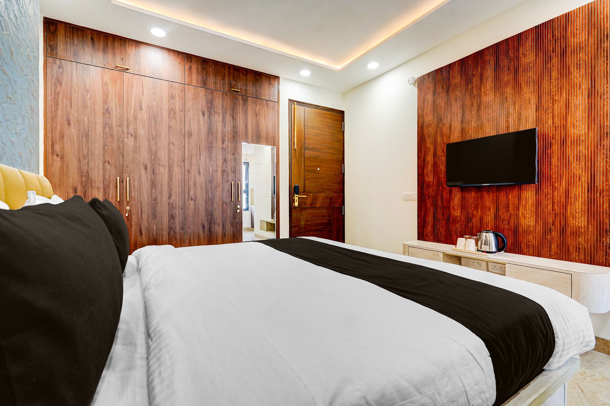 Super Townhouse Sector 51 Gurgaon CLASSIC 14