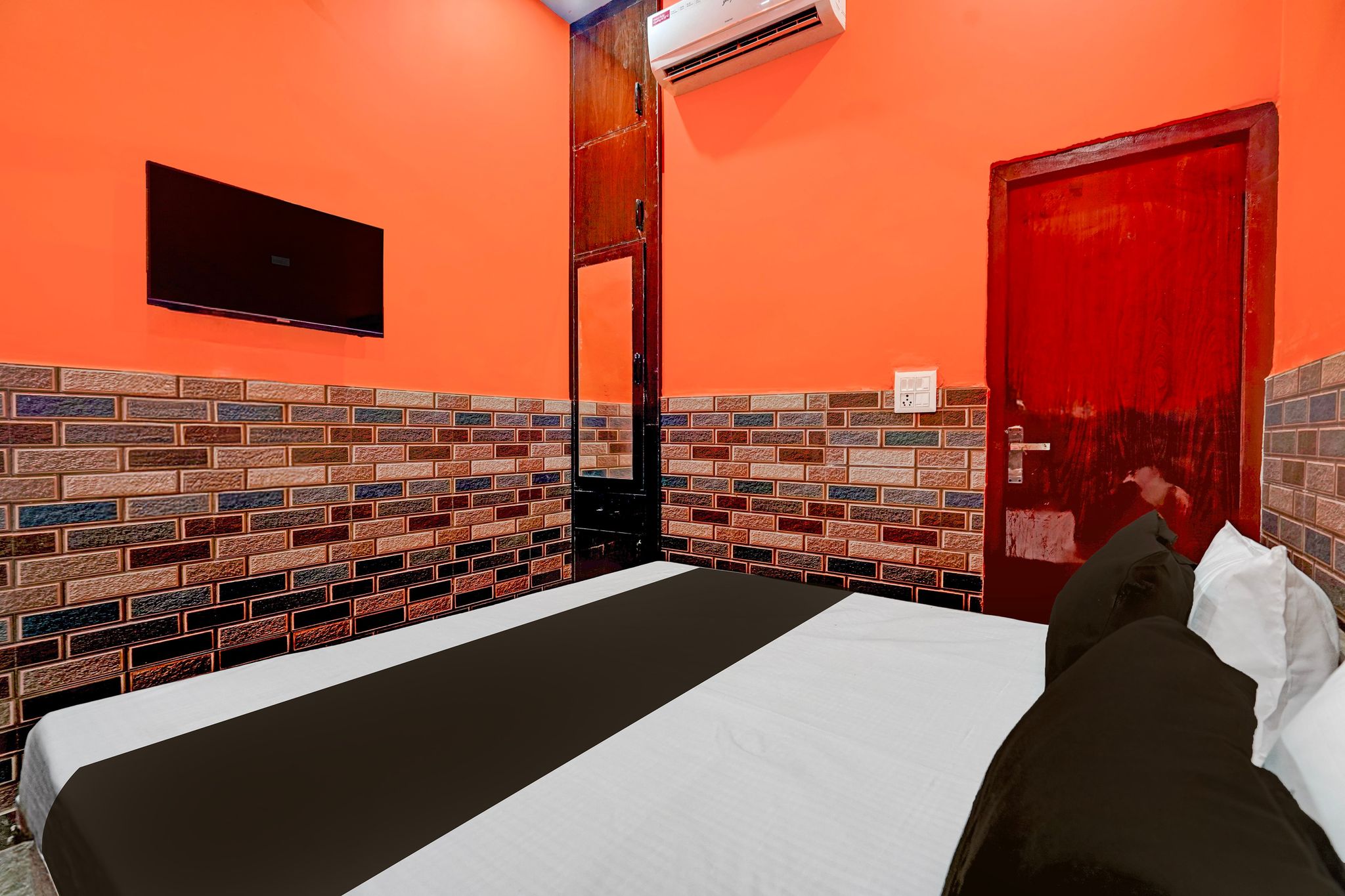 Hotel O Archaeological Museum Mathura CLASSIC 15