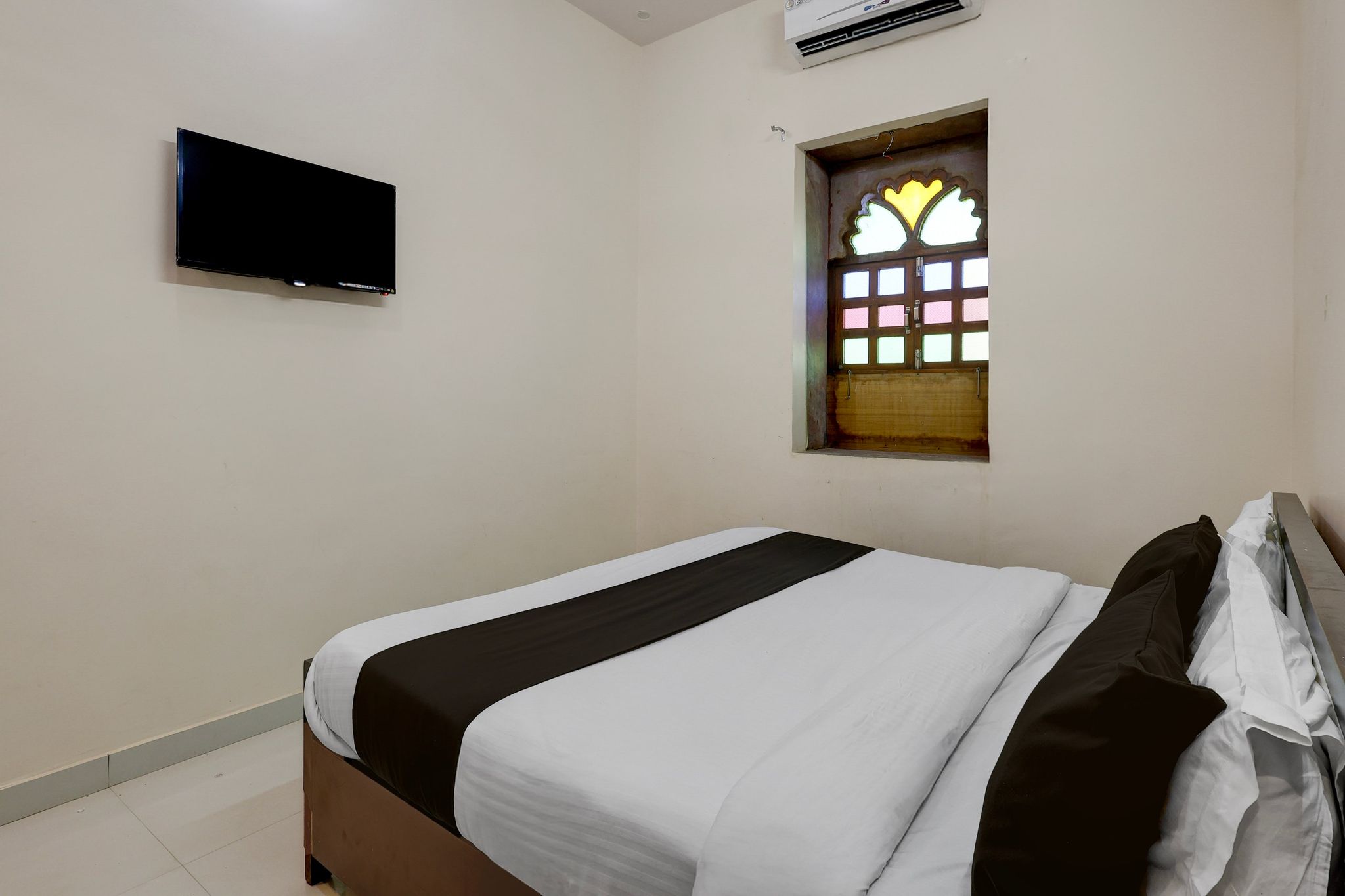 Collection O Jodhpur Cantt Railway Station Formerly Pithoragarh Resort CLASSIC 12