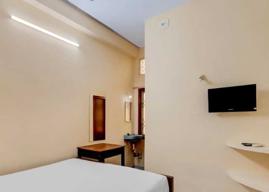 Hotel O Madipakkam Lakeview Chennai Formerly Ganesh Mahal CLASSIC 8