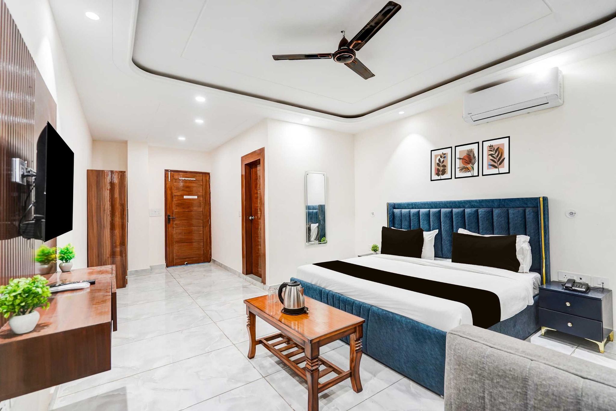 Super Hotel O Sector 18 Noida Formerly Terrene Empire CLASSIC 10