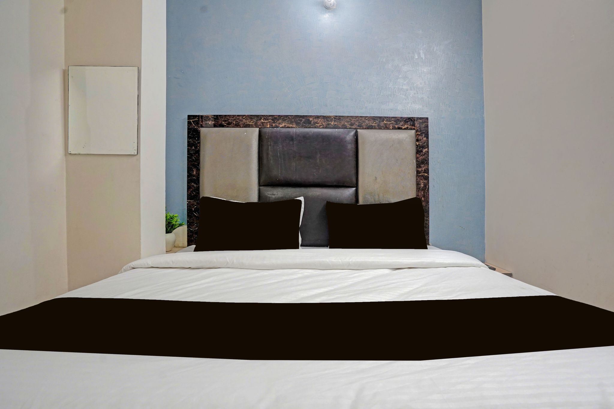 Super Hotel O Gopinath Temple Jaipur Formerly Deepak Inn CLASSIC 7