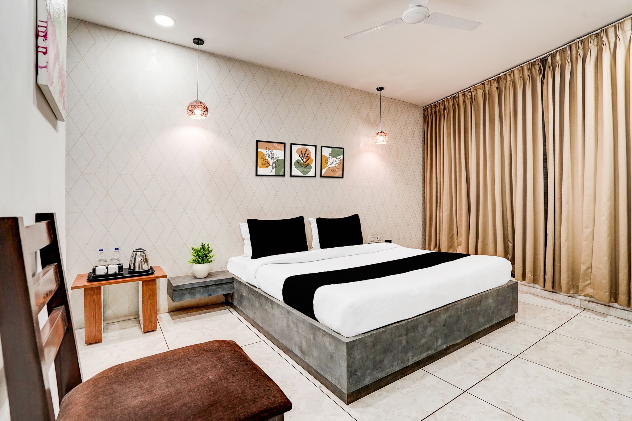 Collection O Rajpipla Bus Terminal Formerly Rajniwas CLASSIC 12