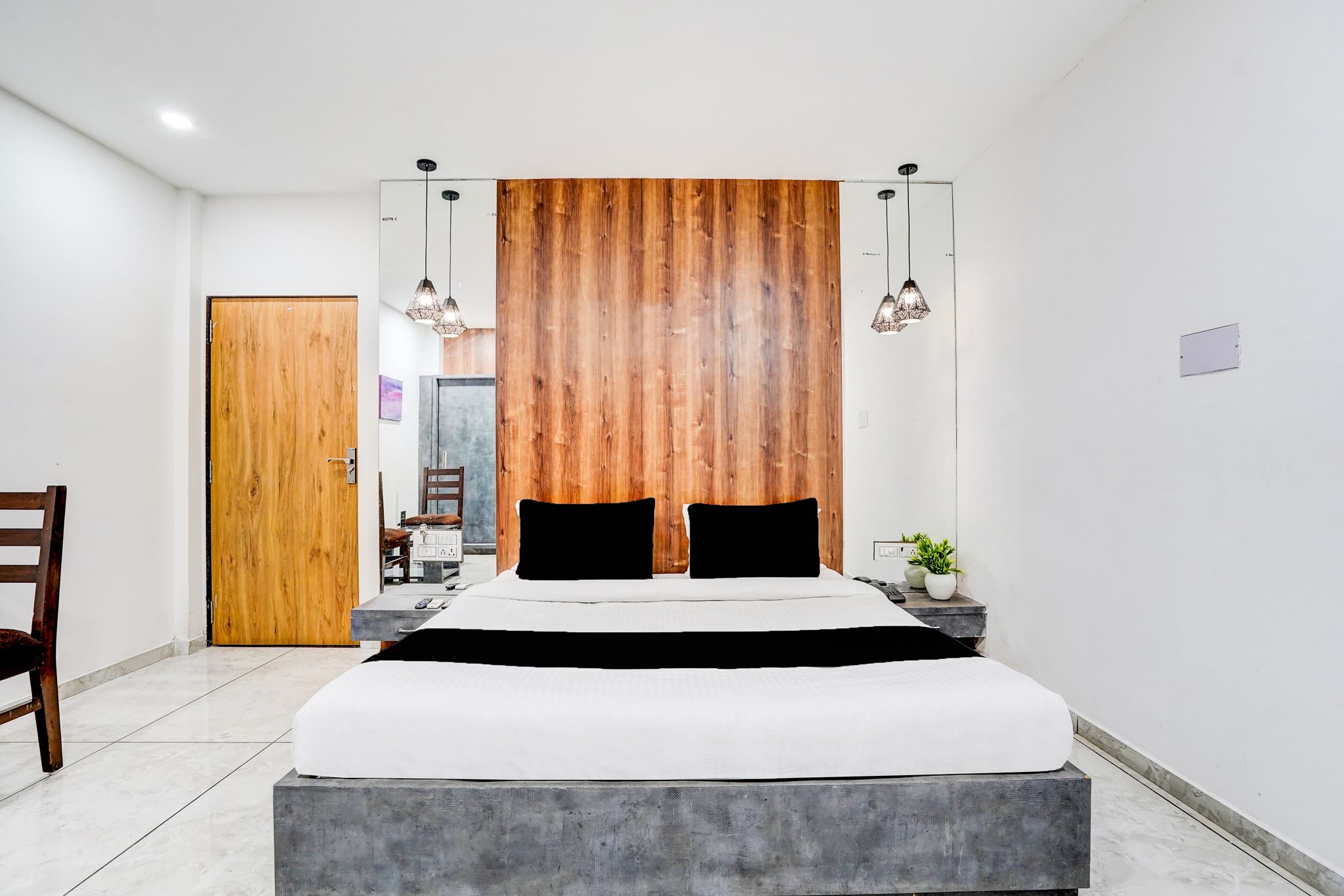 Collection O Rajpipla Bus Terminal Formerly Rajniwas CLASSIC 15