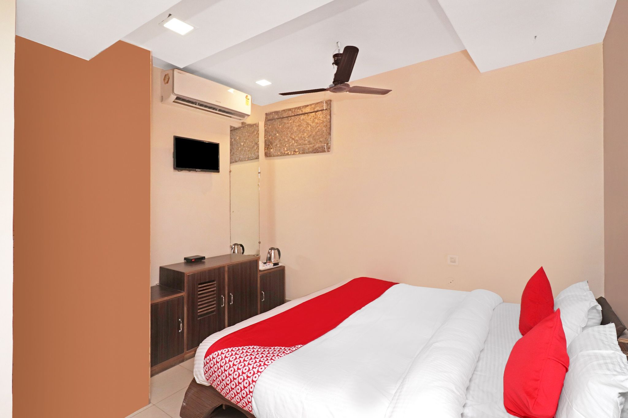 Hotel O Durg Railway Junction Formerly Samrat CLASSIC 3