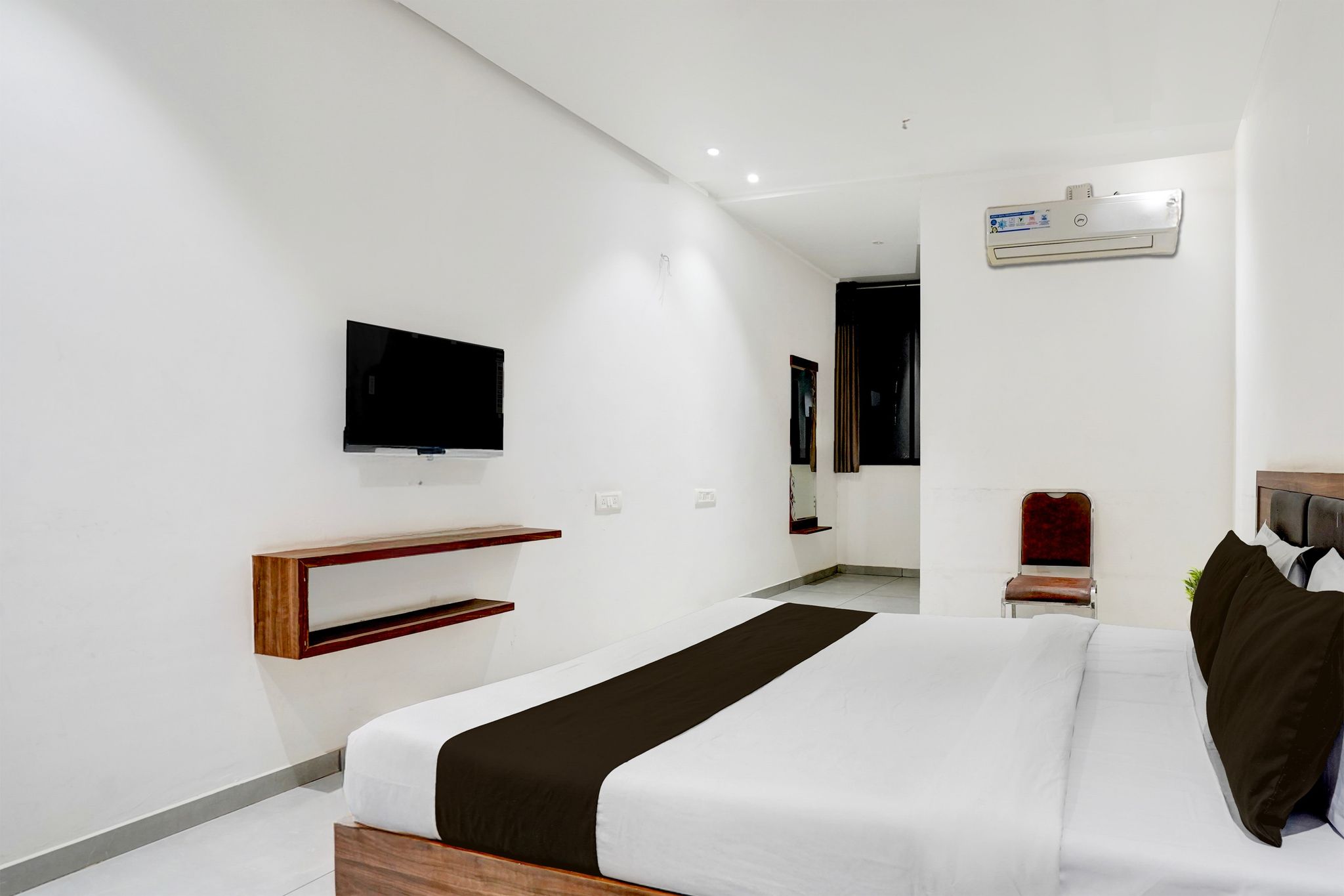 Collection O Kalol Junction Formerly Hotel Prime Land CLASSIC 16