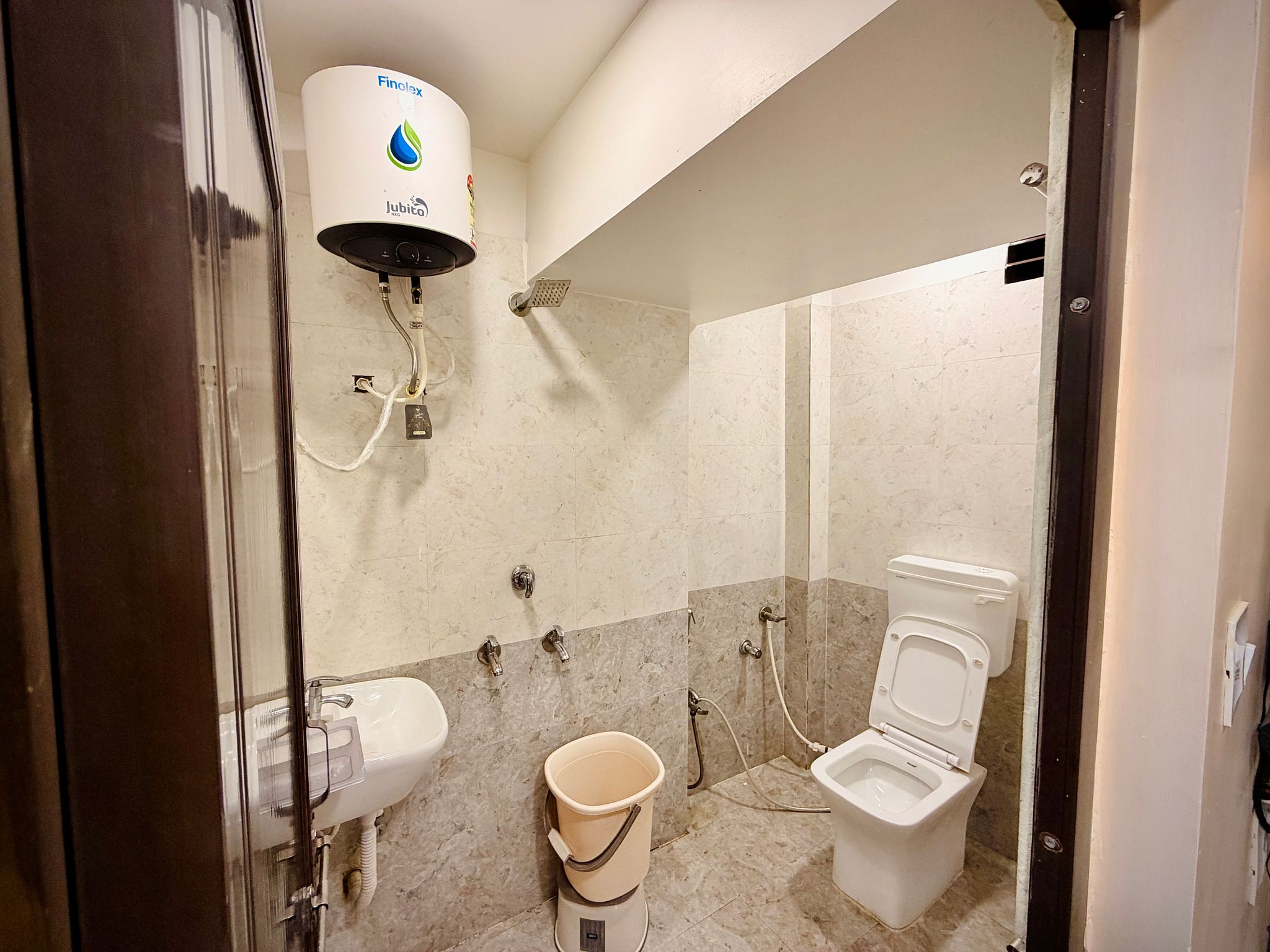 Hotel Shree Darshan - Near Mahakal Mandir Ujjain Deluxe Room 8