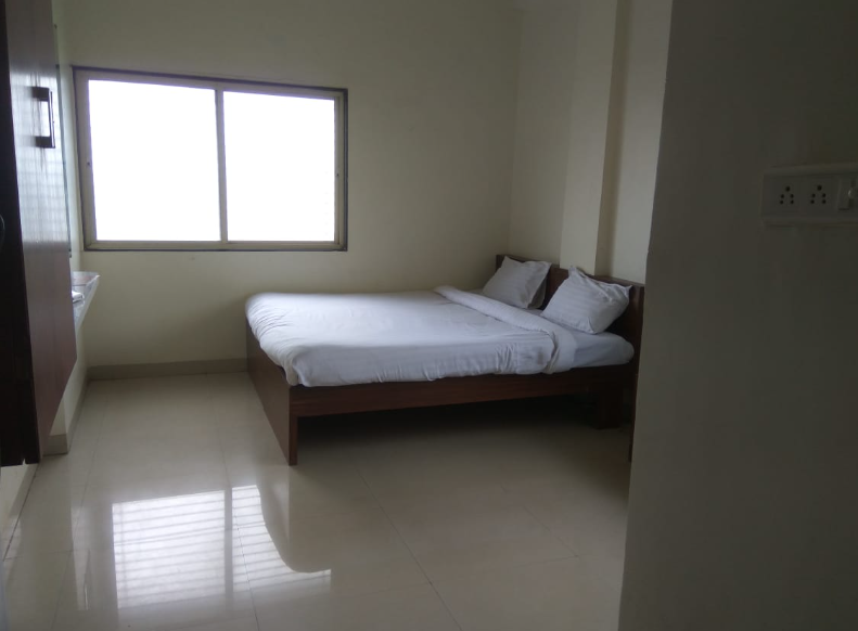 Hotel Vivek Executive Standard Room 8