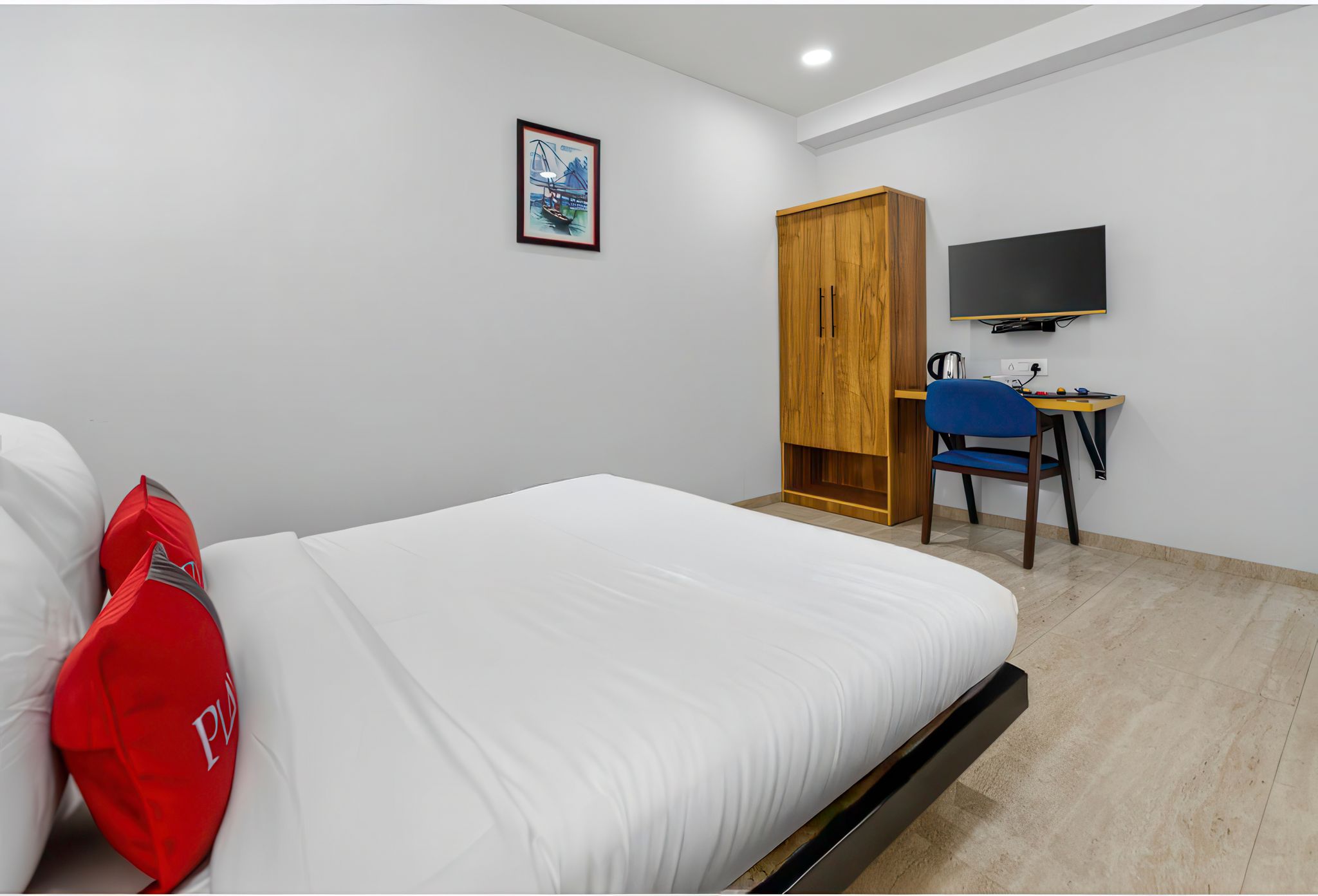 Rooms to Go By Aurich Hotels Deluxe Room 6