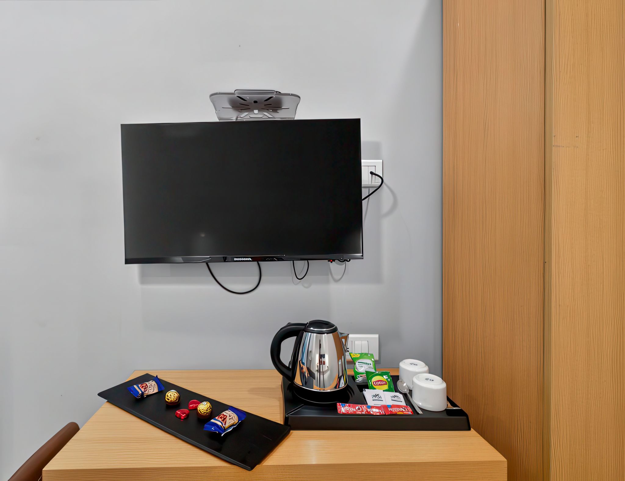 Rooms to Go By Aurich Hotels Deluxe Room 8