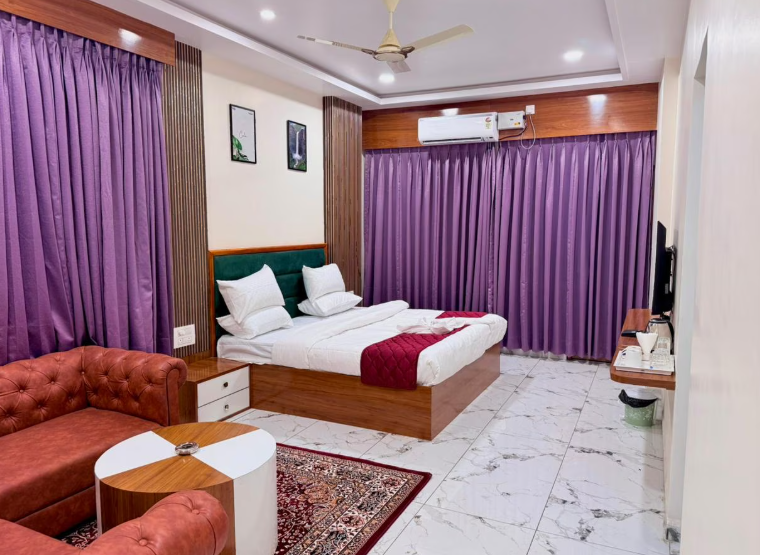 Executive AC City view