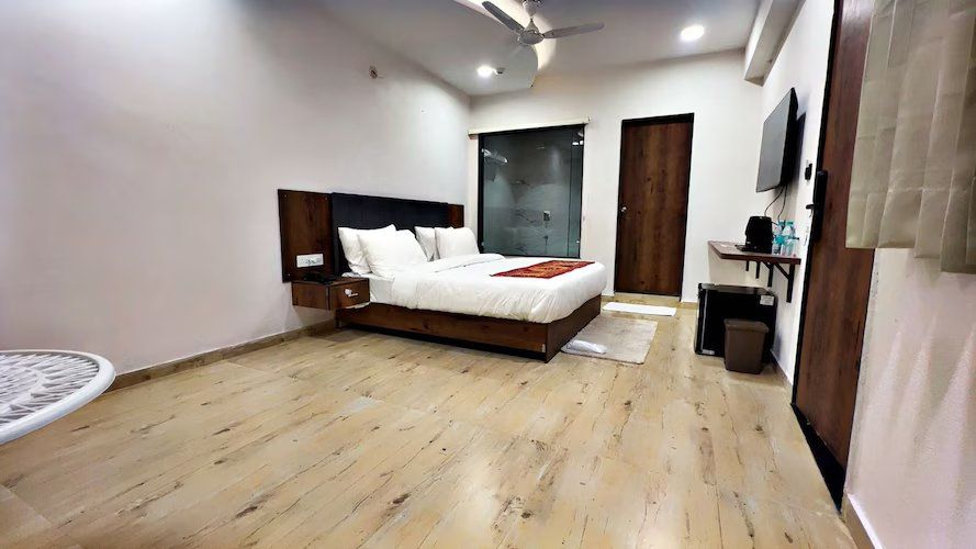 Moti Mahal Lakeview Pichola Superior Room 3