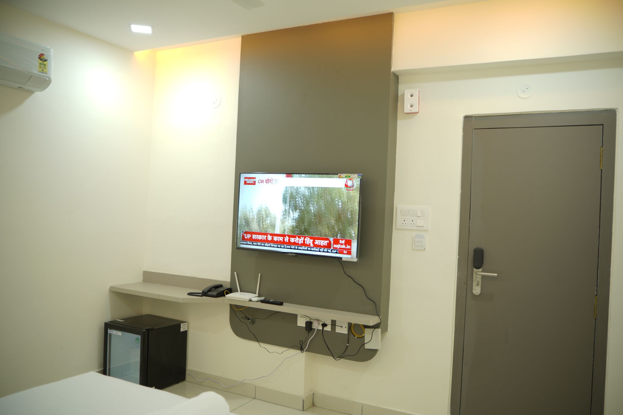 Hotel Flamount Hitech City Deluxe Rooms 12