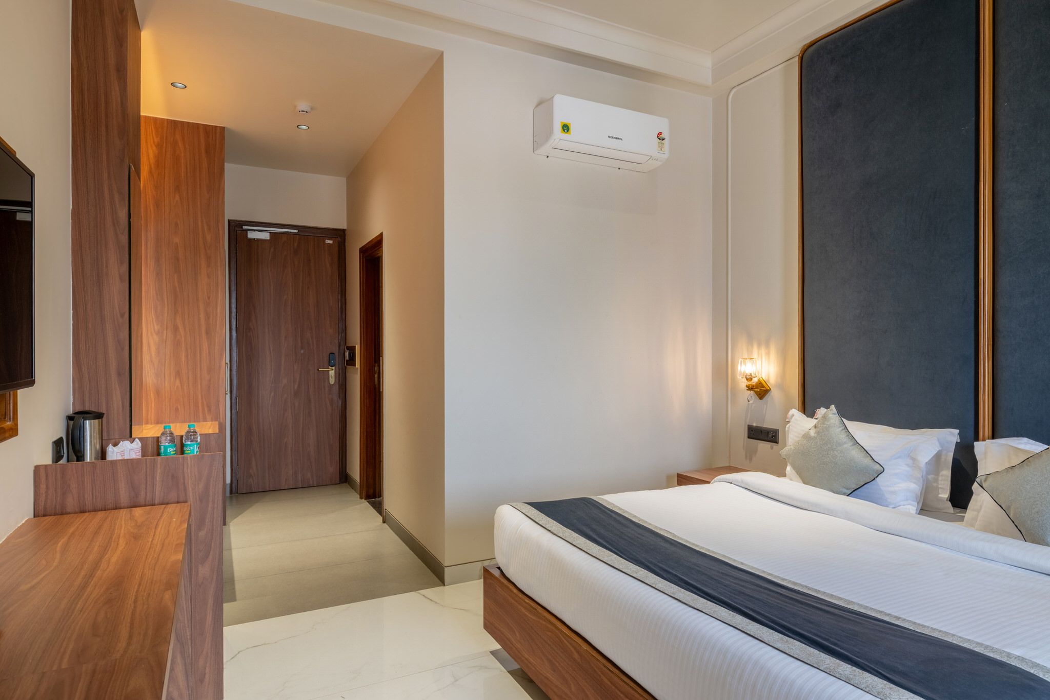 Hotel Highway Prince Neemrana Super Deluxe 11