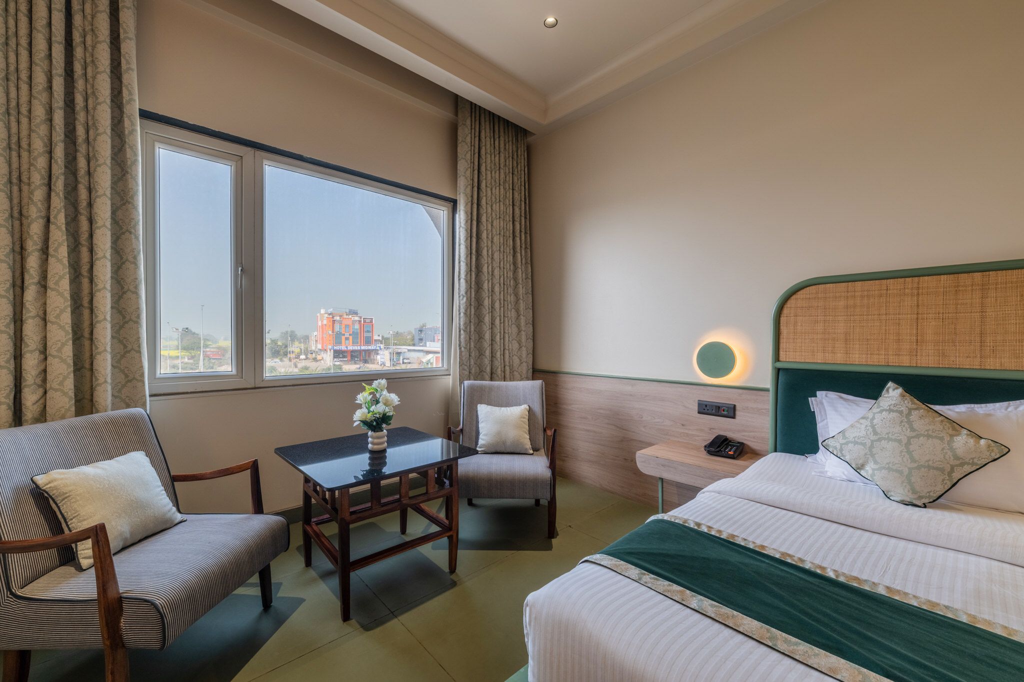 Hotel Highway Prince Neemrana Super Deluxe 9