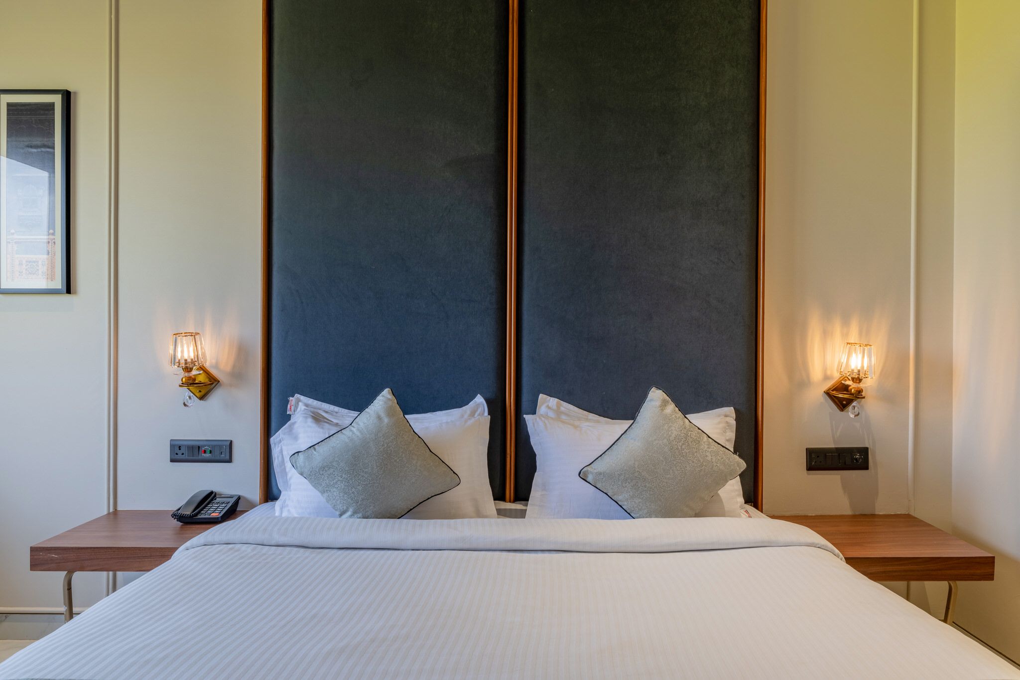 Hotel Highway Prince Neemrana Deluxe Room 11