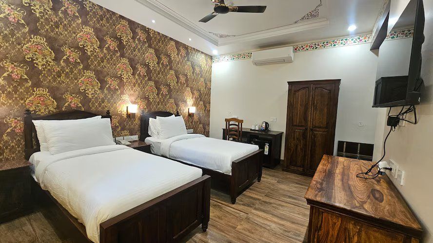 Rajwada Superior Double or Twin Bed Room