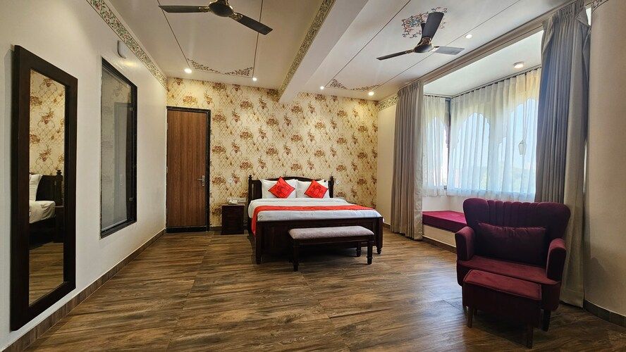 Rajwada Royal Double or Twin Bed Room