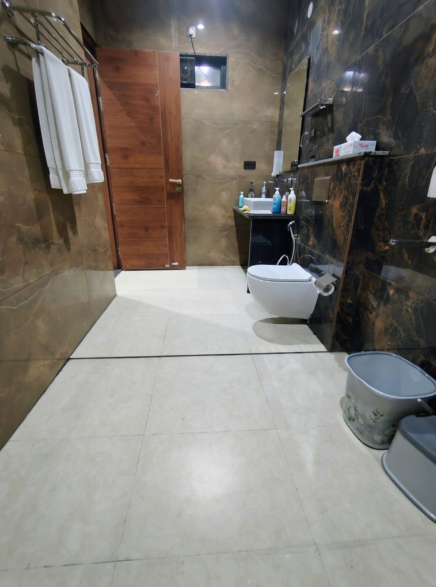 Culture Hotel Deluxe Room 7