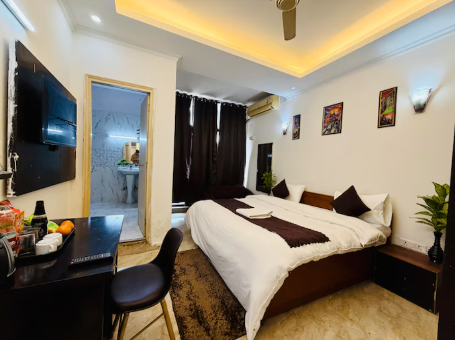 Hotel Oxygen Prime - Near City Centre Metro Deluxe Room 2