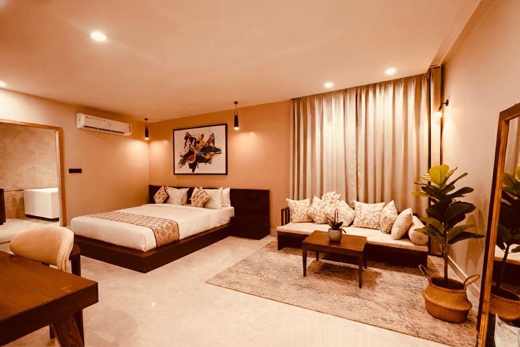 Luxury Family Room with Jacuzzi & Sofa cum Bed