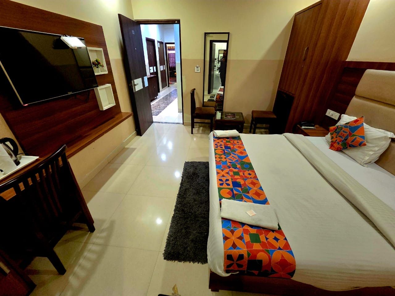 Hotel Royal Villa Deluxe Room 14