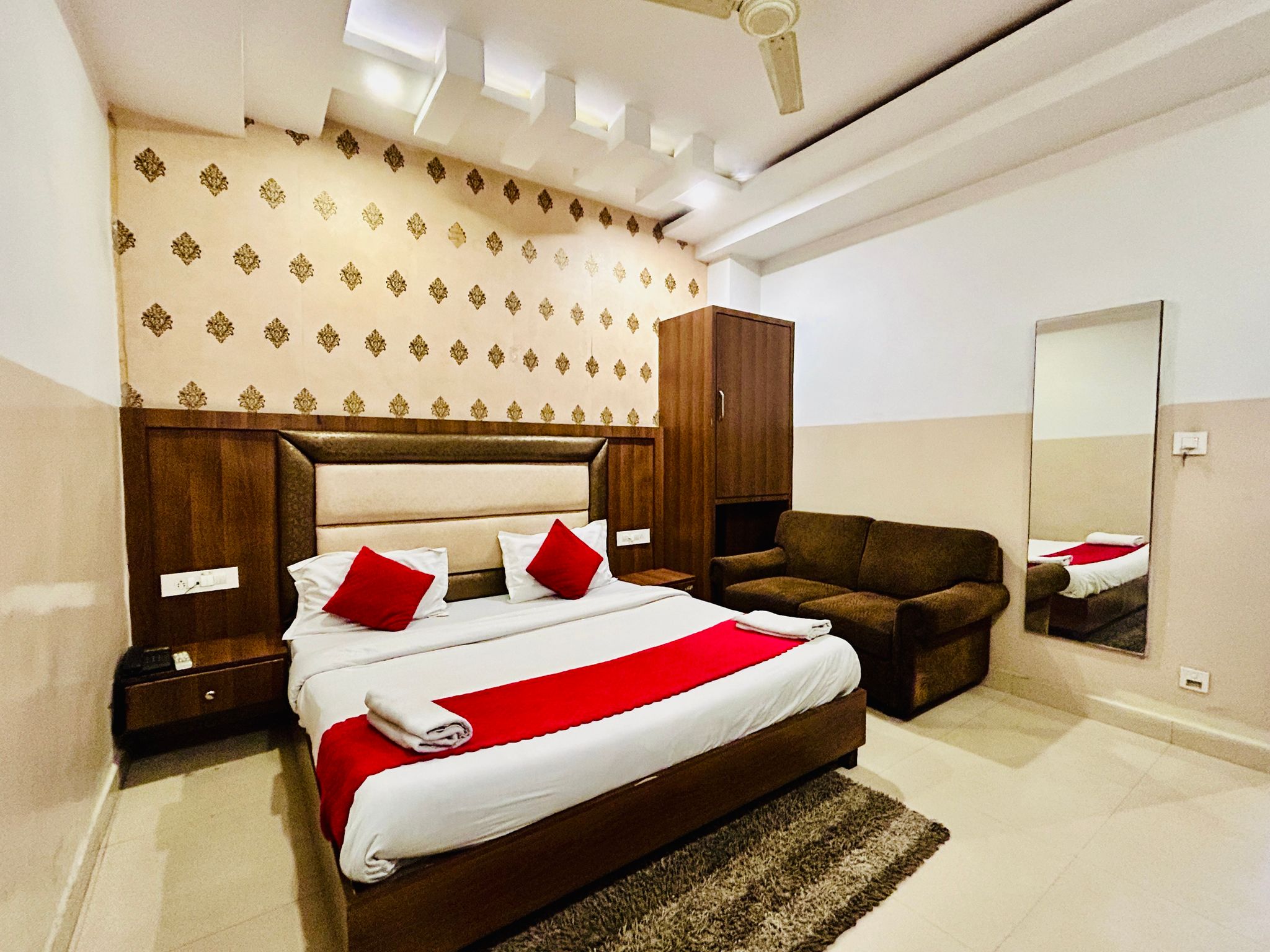 Hotel Royal Villa Deluxe Room 17