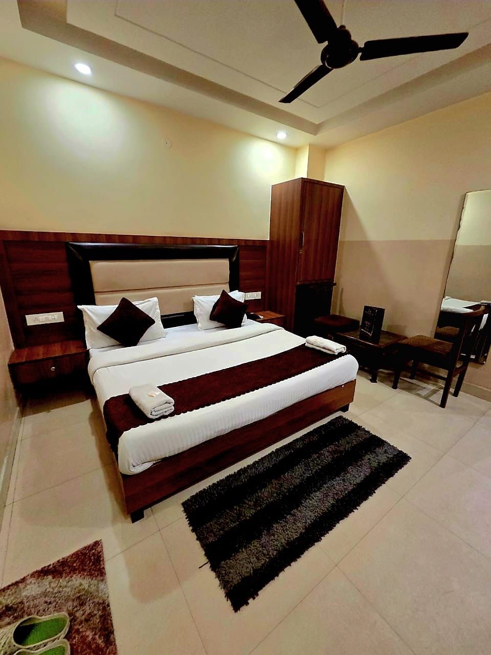 Hotel Royal Villa Deluxe Room 11