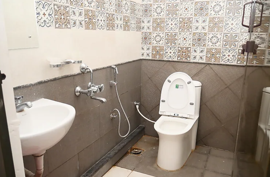 Sri Renga Inn Deluxe Room 3