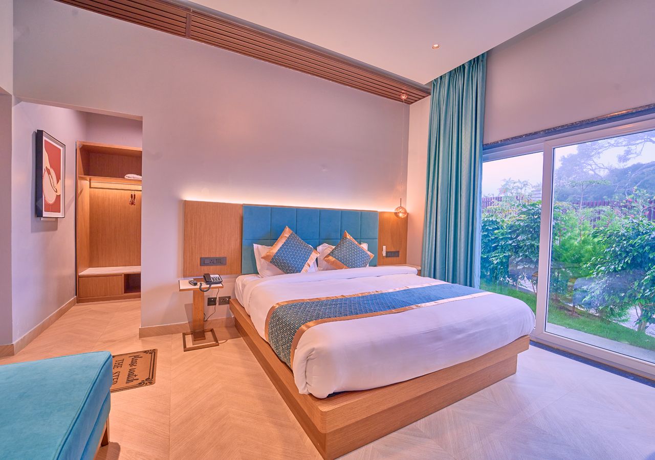 Cloudskape by VOYE HOMES Deluxe Garden View Rooms 10