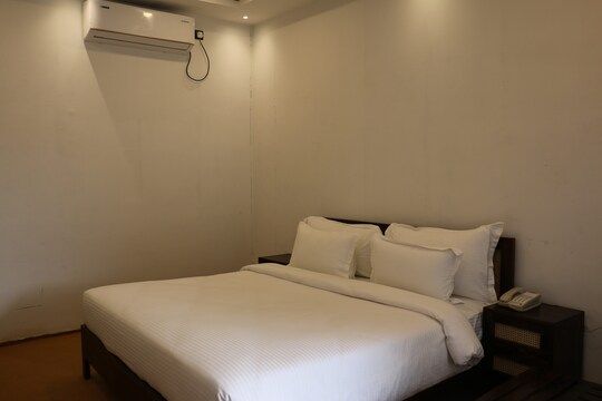 Sage Superior Rooms With Ganges View